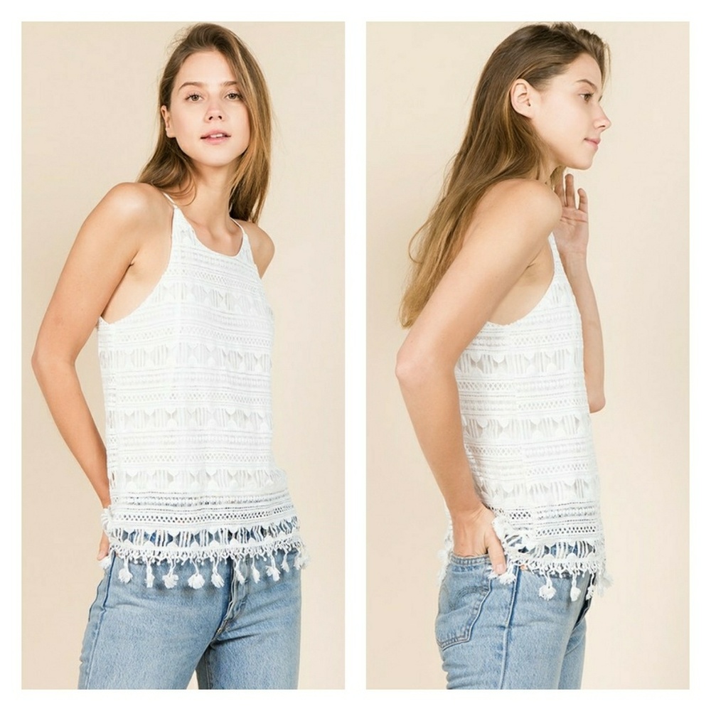 Lace knit tank top w/tassel hem - White